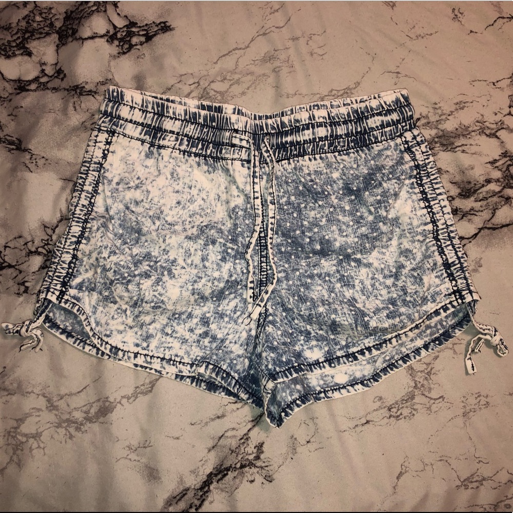 Acid-wash Polk-a-dot shorts